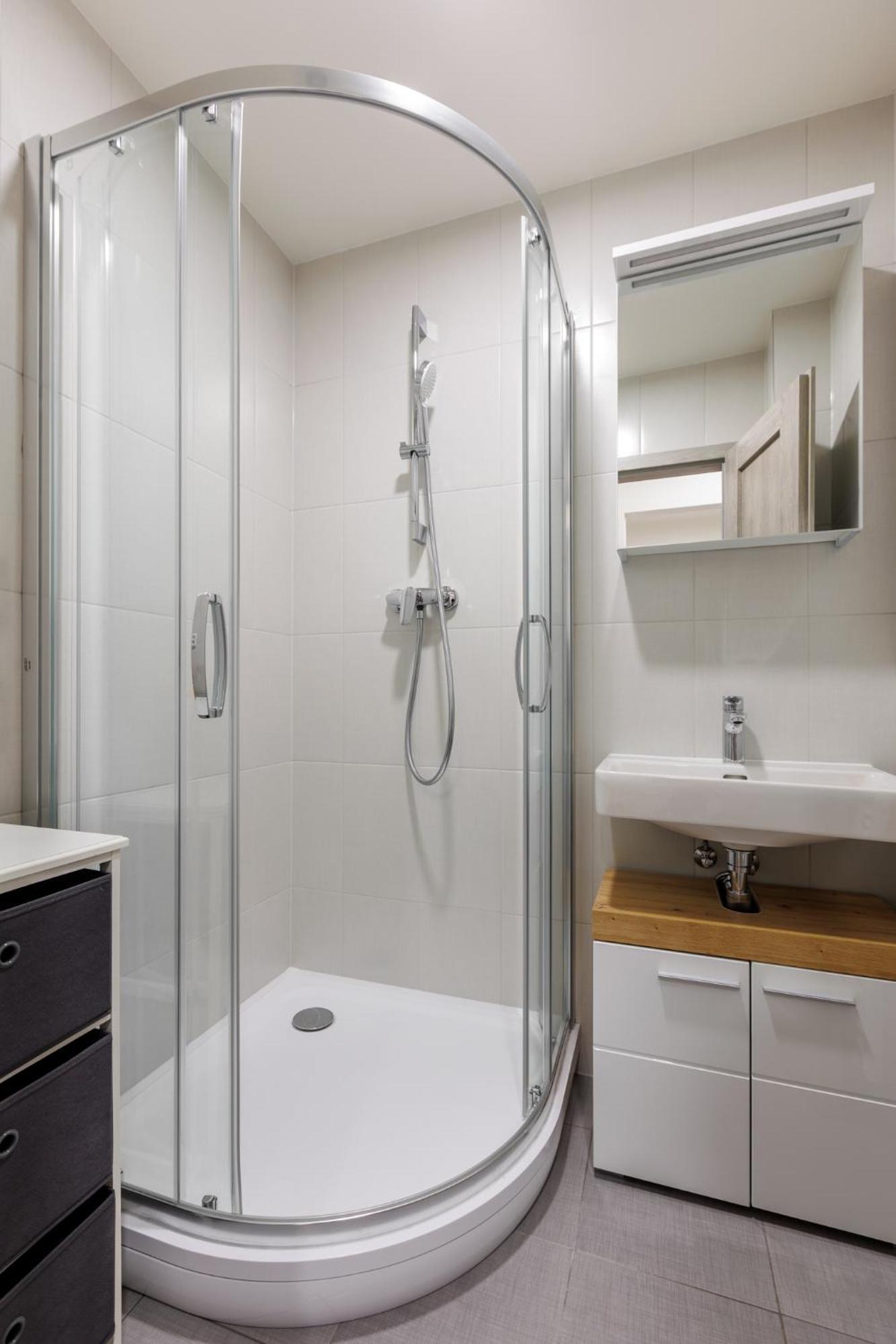 2 Bedrooms With Kitchen Near The Subway Lejlighed *